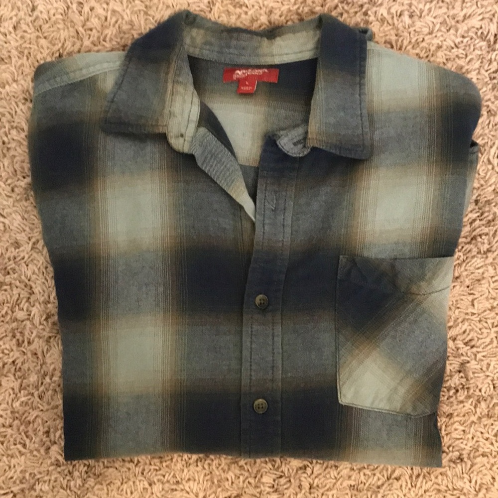 Arizona Green Plaid long sleeve shirt. Mens size L